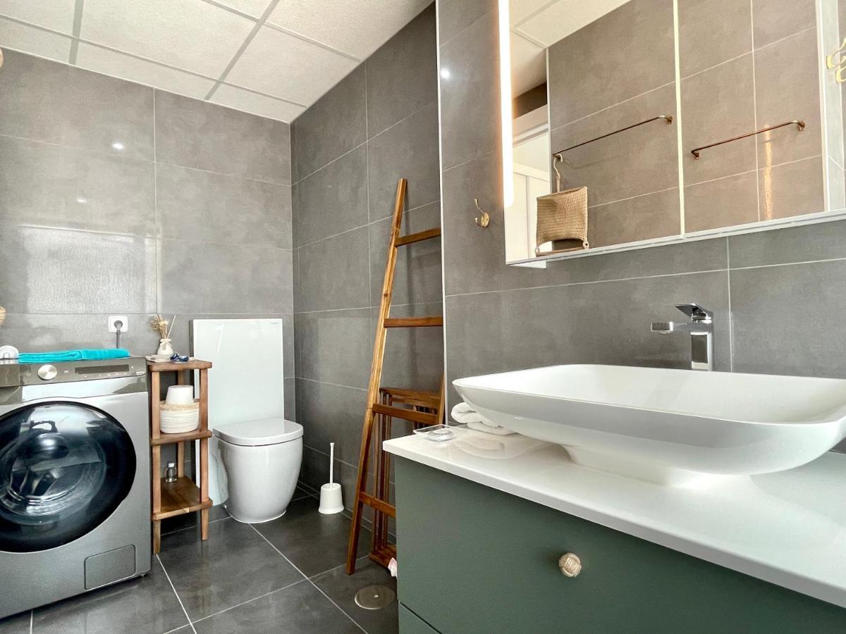 Modern Place City & Beachlife In Heart Of Torremolinos By Solrentspain Apartment Luaran gambar